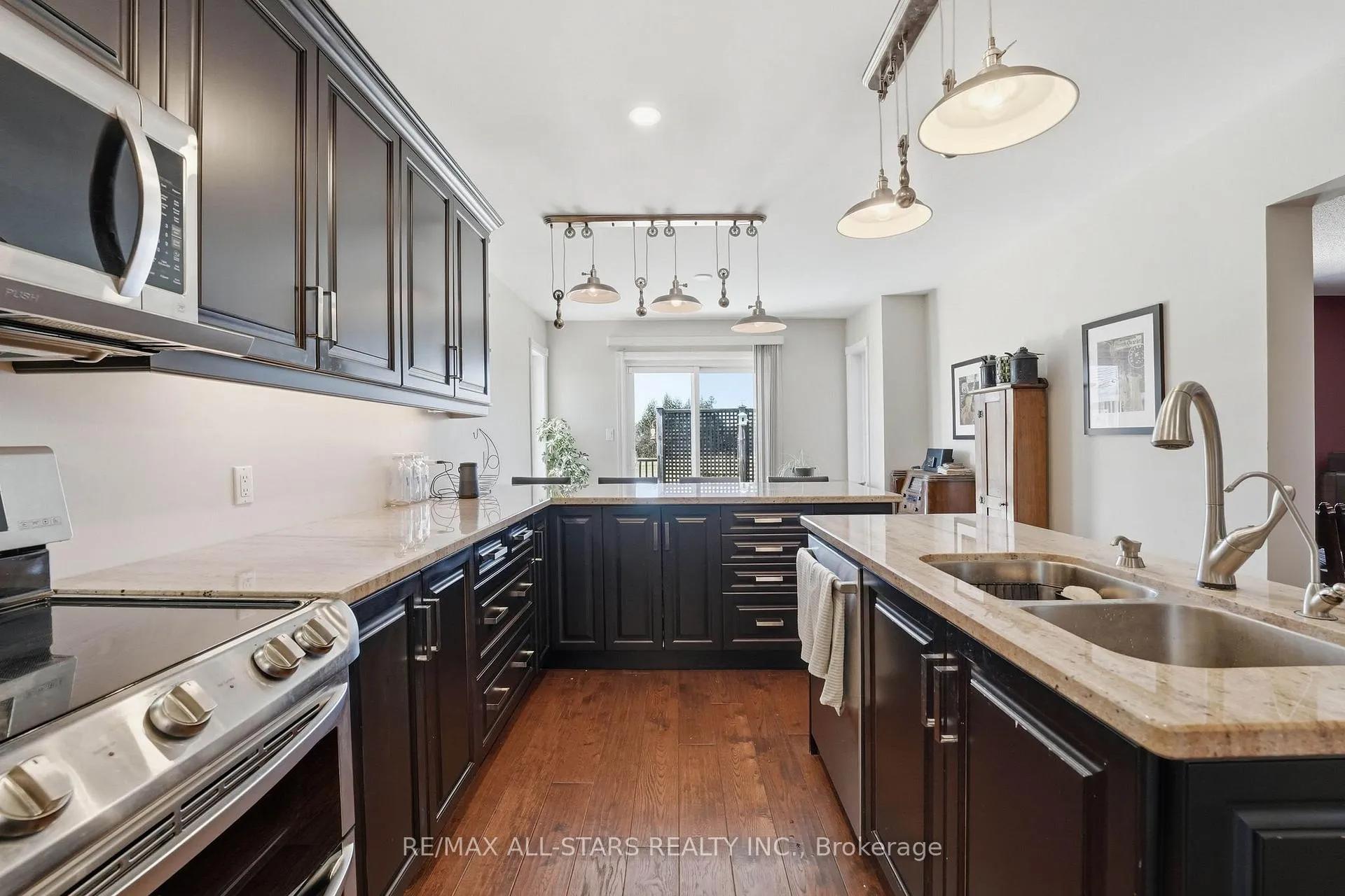 Photo 18 of 25472 Lakeridge Road, Georgina, Pefferlaw — HOMEH