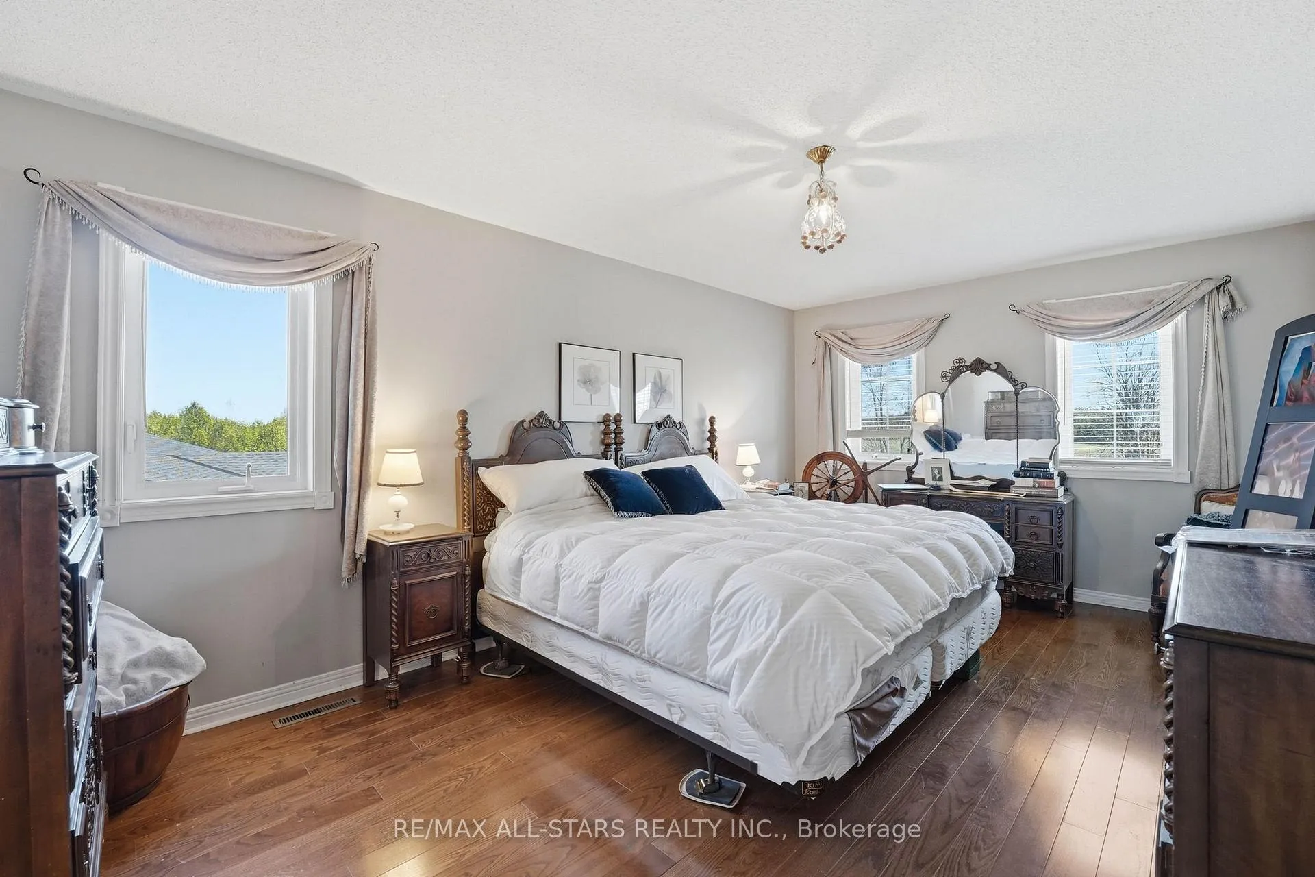Photo 27 of 25472 Lakeridge Road, Georgina, Pefferlaw — HOMEH