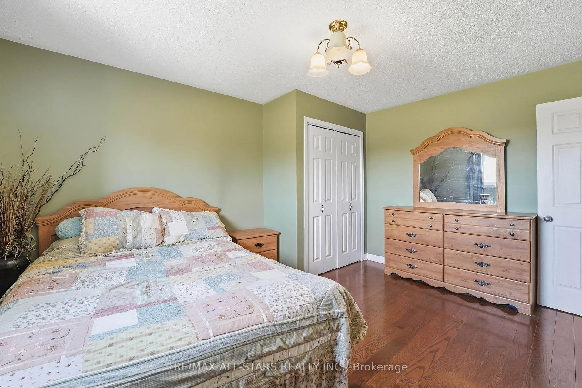 Photo 32 of 25472 Lakeridge Road, Georgina, Pefferlaw — HOMEH