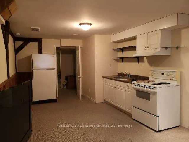 Photo 2 of Unit Bsmt, 3446 Woodhurst Crescent, Mississauga, Erin Mills — HOMEH