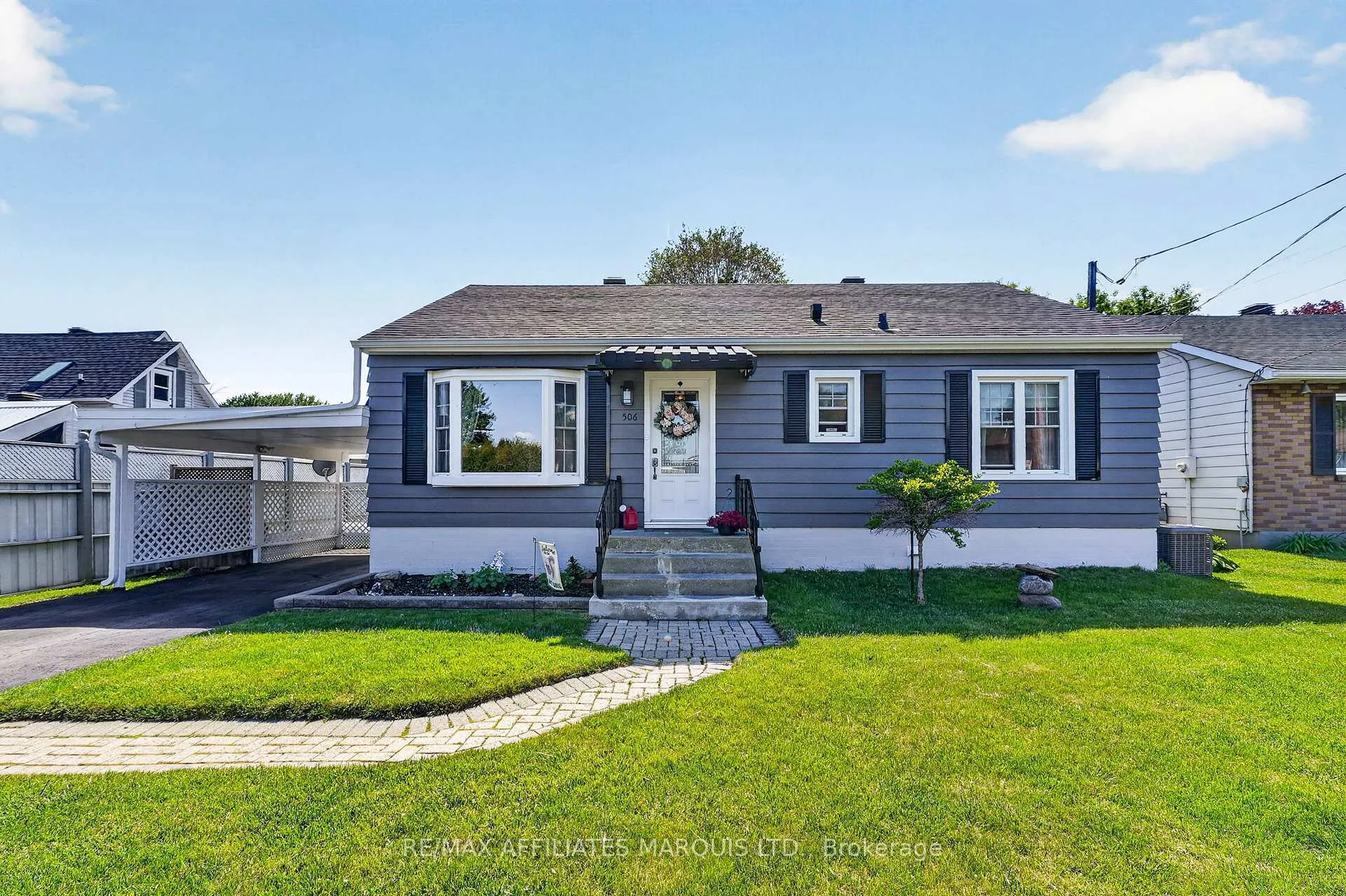 Front of 506 Rivier Place