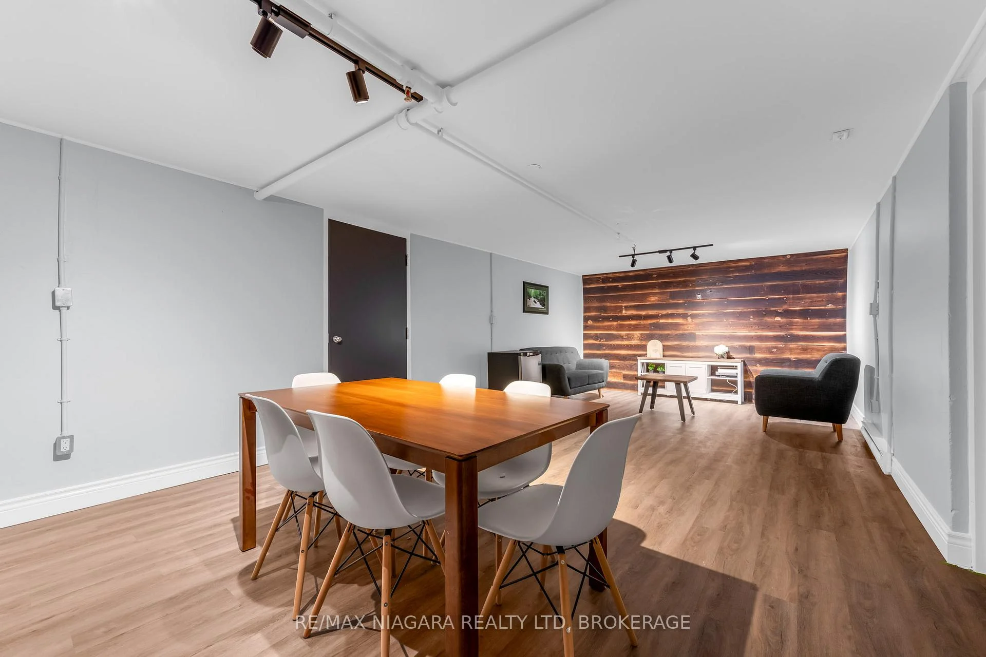 Photo 42 of Unit 11, 833 Foss Road, Pelham, Fenwick — HOMEH