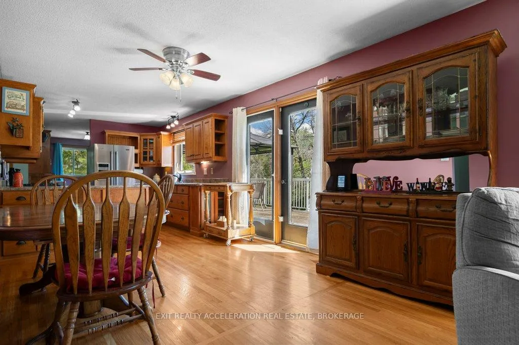 Photo 8 of 1225 Townline Road, Loyalist, Lennox and Addington - South — HOMEH