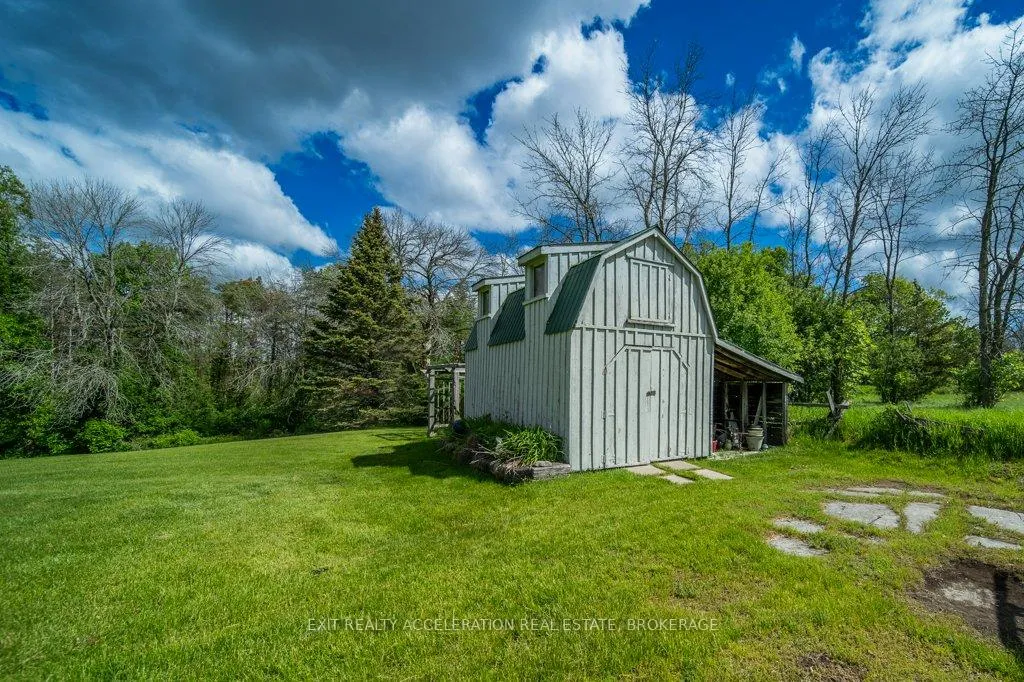 Photo 36 of 1225 Townline Road, Loyalist, Lennox and Addington - South — HOMEH