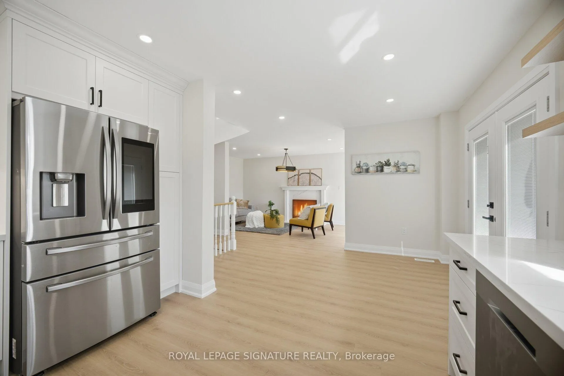 Photo 19 of 11 Wessenger Drive, Barrie, Holly — HOMEH