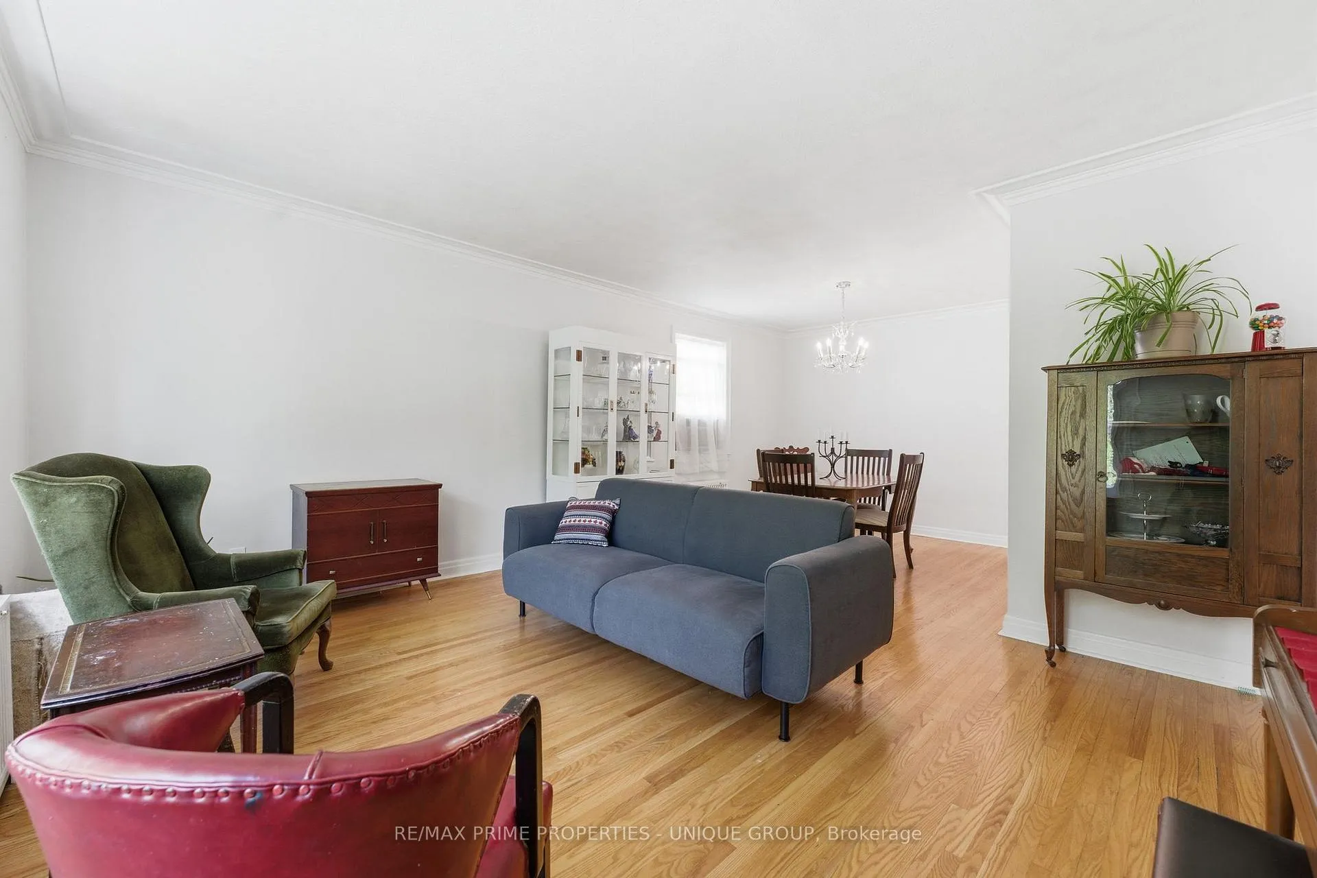Photo 4 of 78 Glen Davis Crescent, Toronto, East End-Danforth — HOMEH