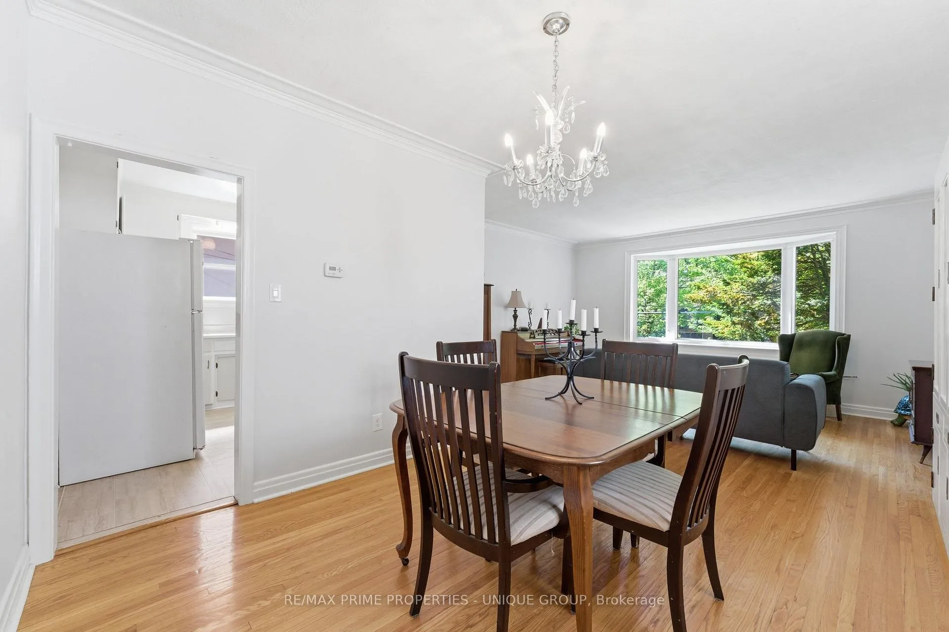 Photo 9 of 78 Glen Davis Crescent, Toronto, East End-Danforth — HOMEH
