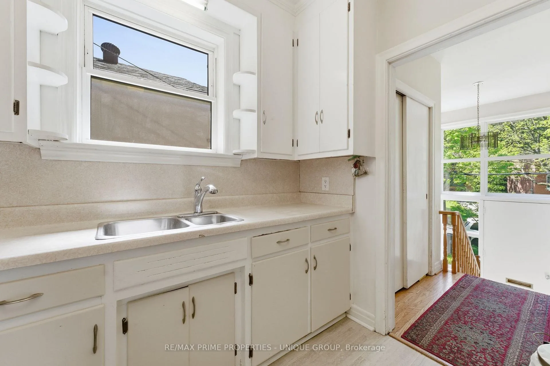 Photo 12 of 78 Glen Davis Crescent, Toronto, East End-Danforth — HOMEH