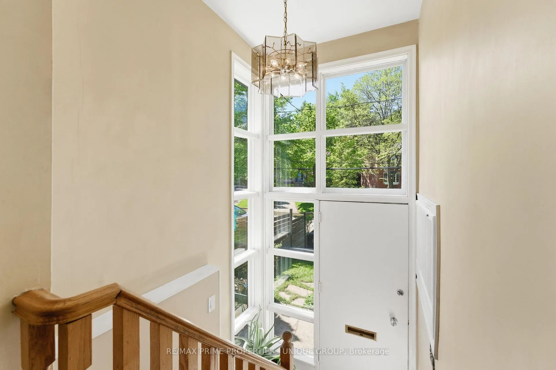 Photo 13 of 78 Glen Davis Crescent, Toronto, East End-Danforth — HOMEH