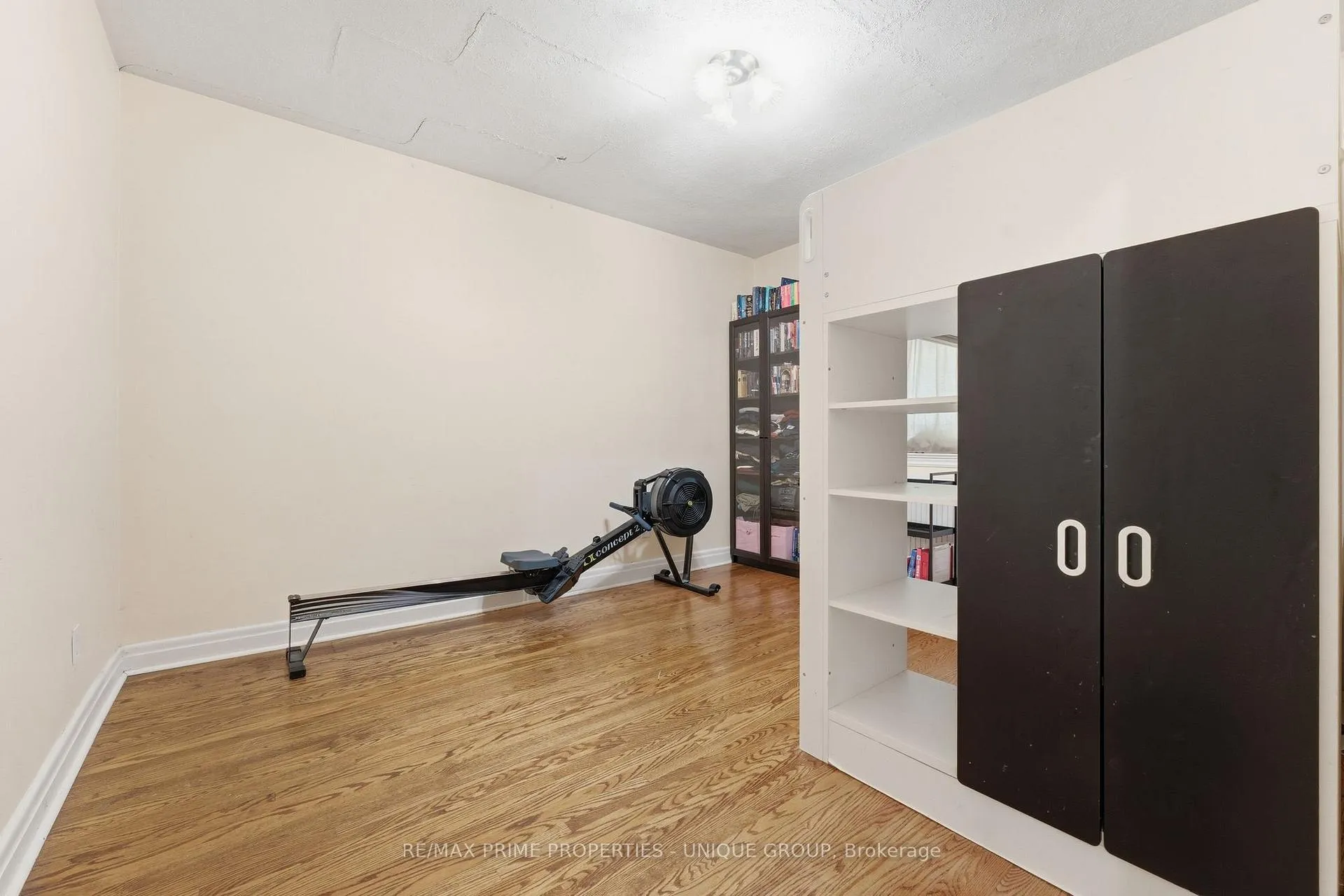Photo 16 of 78 Glen Davis Crescent, Toronto, East End-Danforth — HOMEH