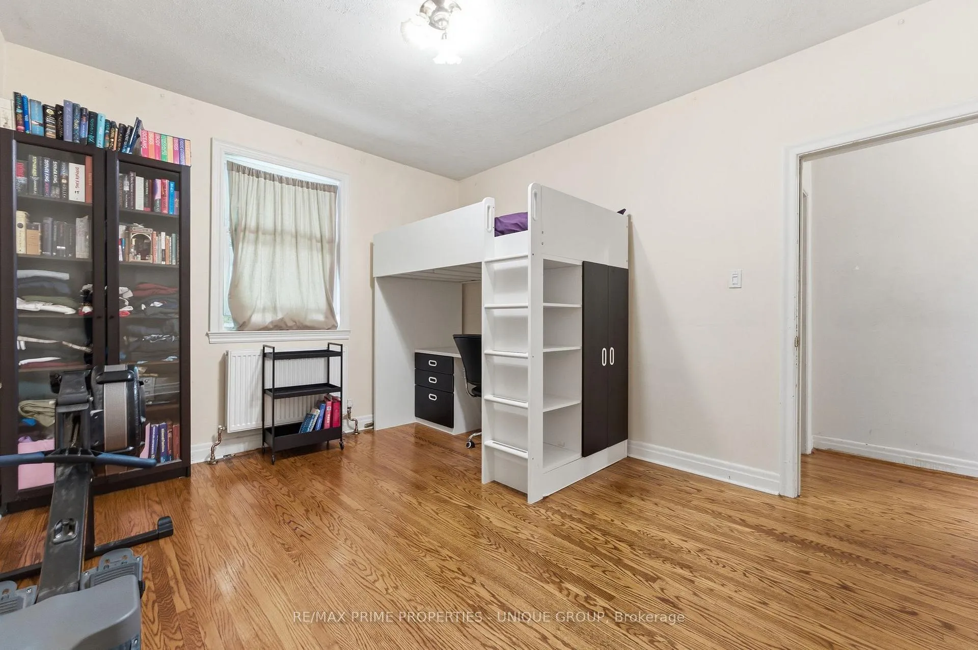 Photo 17 of 78 Glen Davis Crescent, Toronto, East End-Danforth — HOMEH