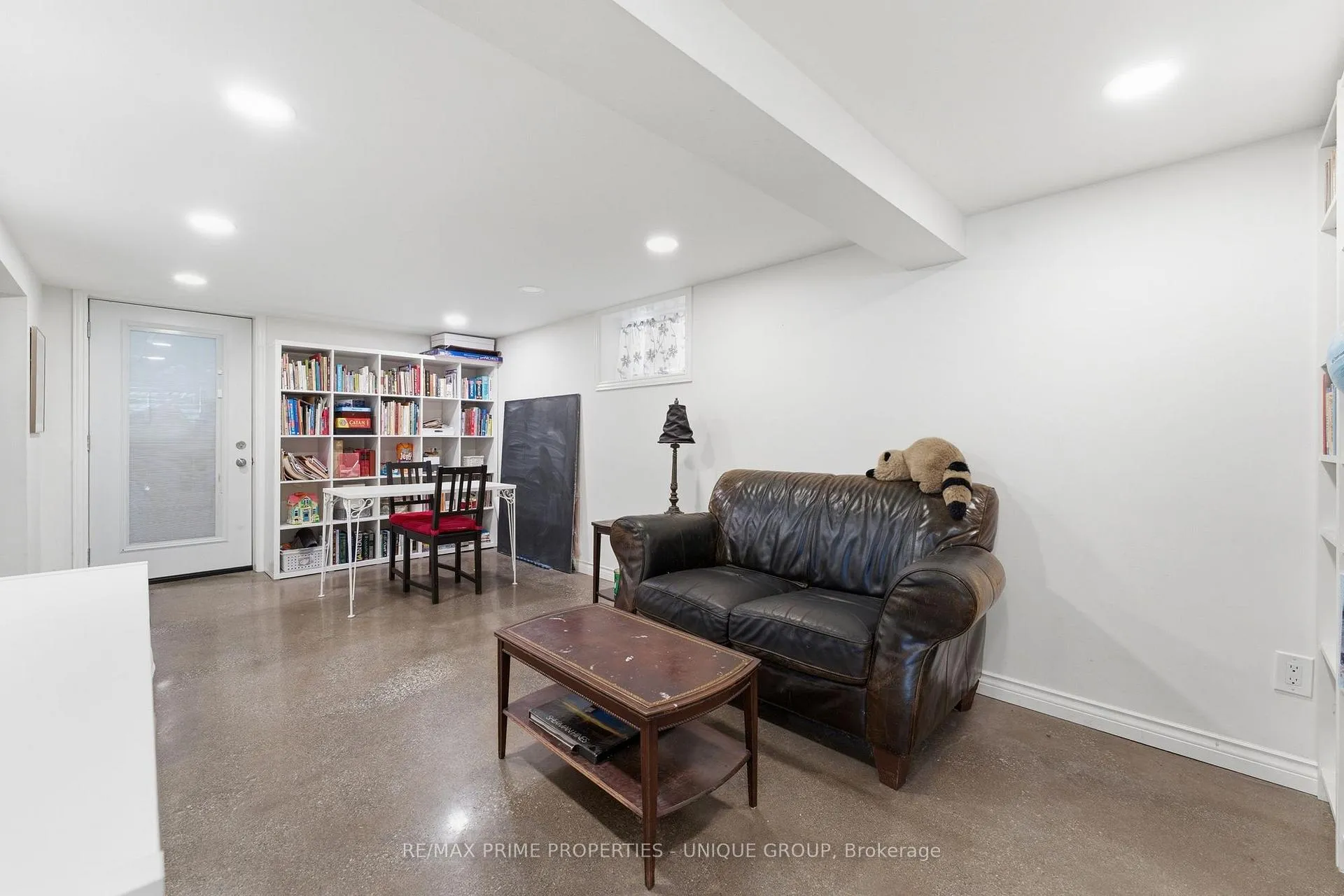 Photo 24 of 78 Glen Davis Crescent, Toronto, East End-Danforth — HOMEH