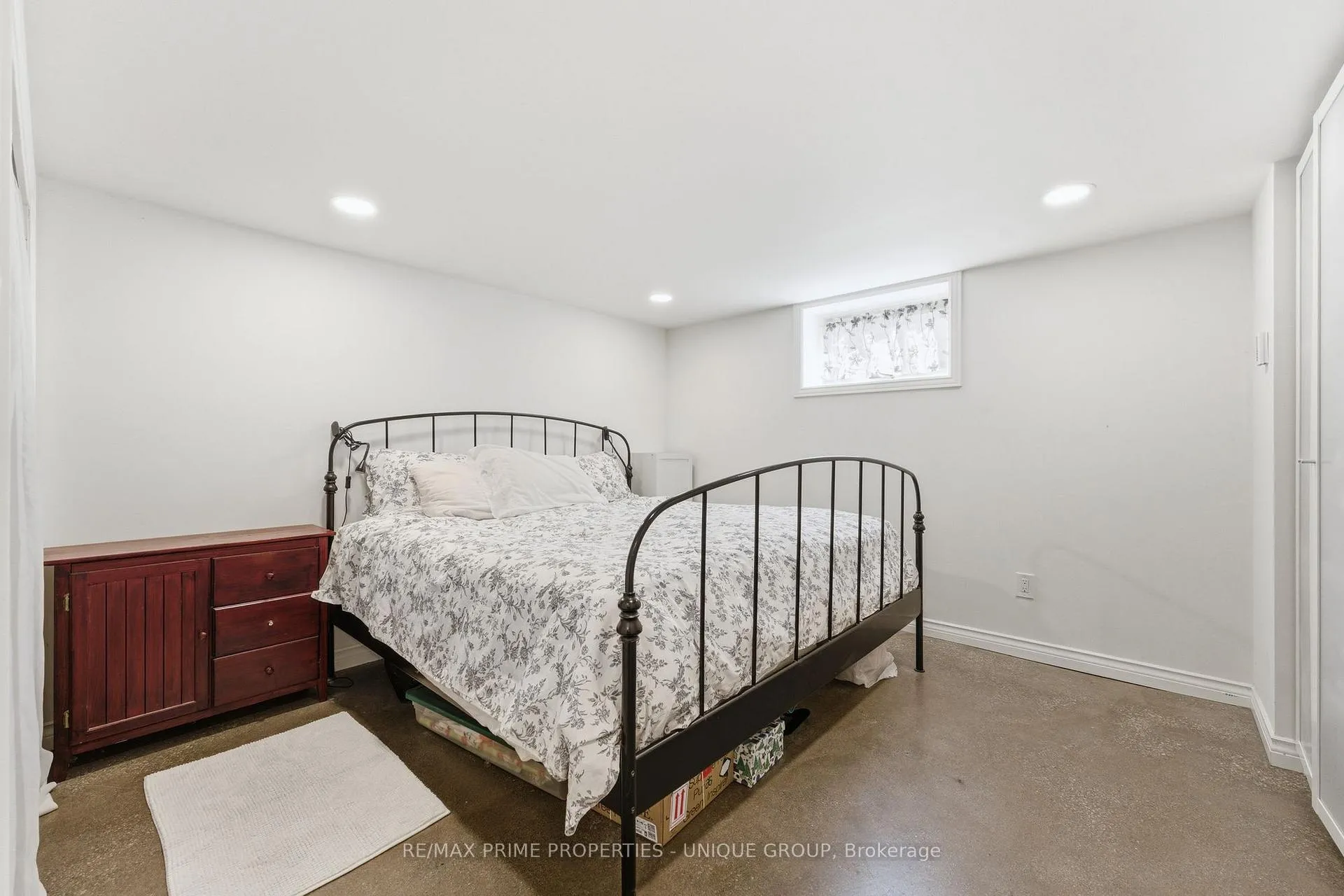 Photo 25 of 78 Glen Davis Crescent, Toronto, East End-Danforth — HOMEH