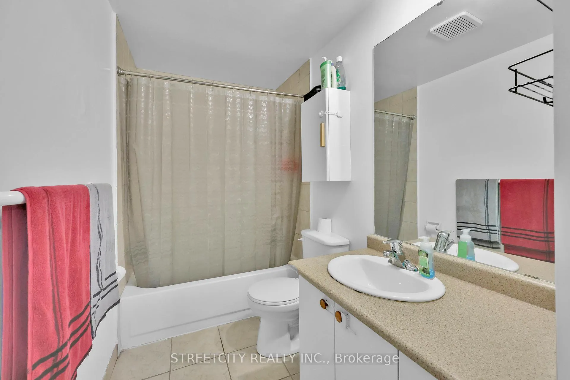Photo 22 of Unit 8, 253 Taylor Street, London, East C — HOMEH