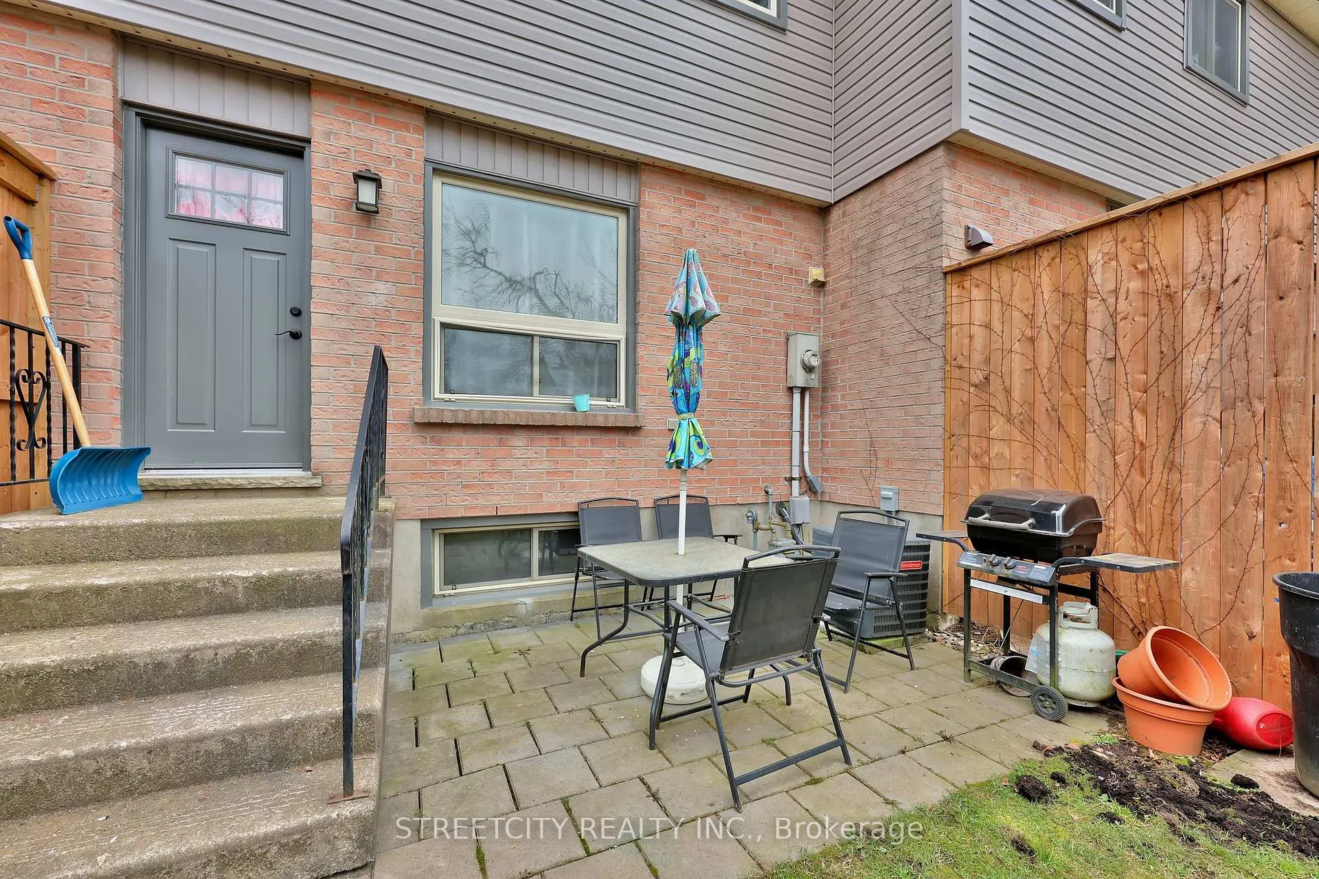 Photo 31 of Unit 8, 253 Taylor Street, London, East C — HOMEH