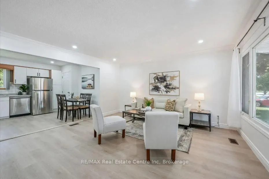 Photo 3 of Unit Upper, 72 Ferndale Avenue, Guelph, Victoria North — HOMEH