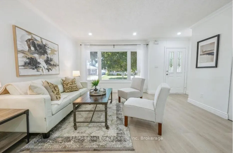 Photo 4 of Unit Upper, 72 Ferndale Avenue, Guelph, Victoria North — HOMEH