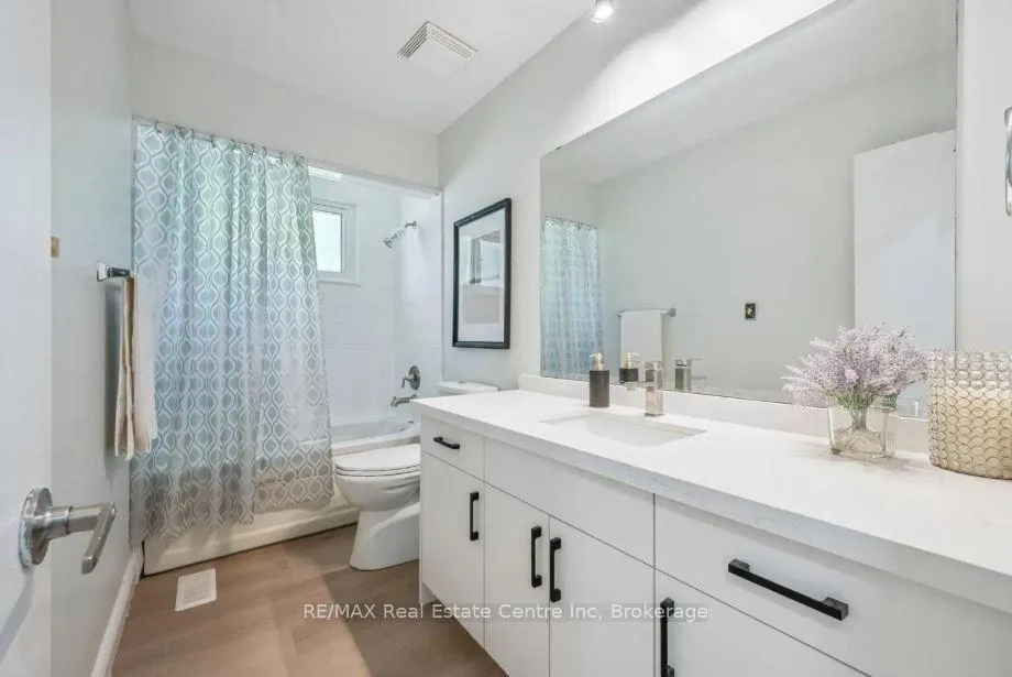 Photo 5 of Unit Upper, 72 Ferndale Avenue, Guelph, Victoria North — HOMEH