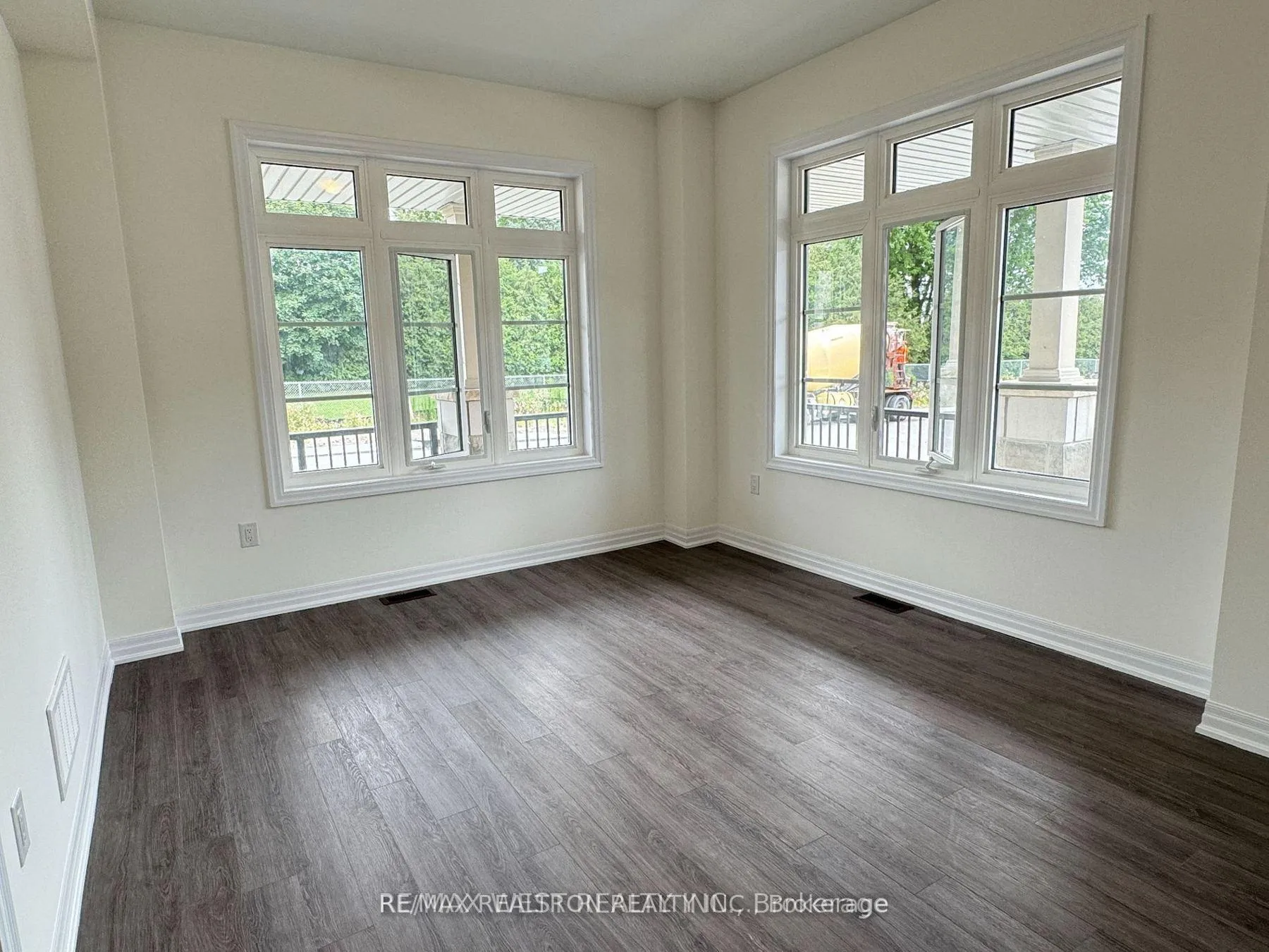 Photo 7 of 2 Ed Ewert Avenue, Clarington, Newcastle — HOMEH