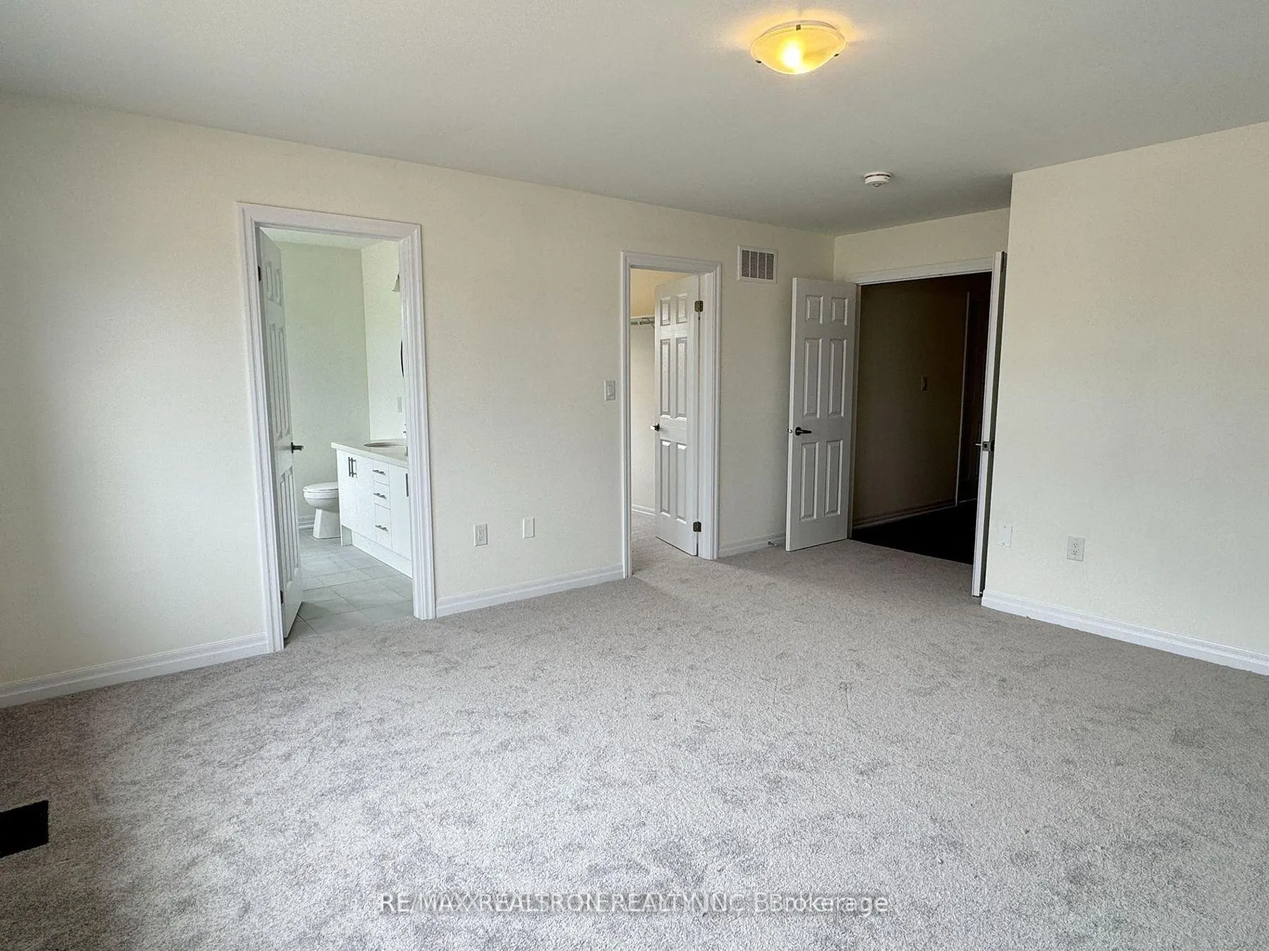 Photo 12 of 2 Ed Ewert Avenue, Clarington, Newcastle — HOMEH