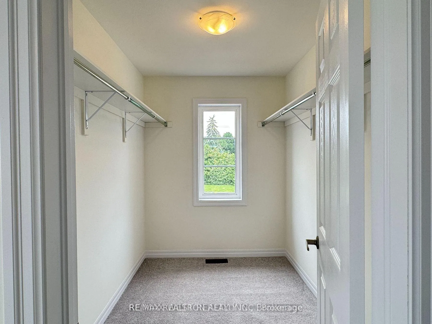 Photo 13 of 2 Ed Ewert Avenue, Clarington, Newcastle — HOMEH
