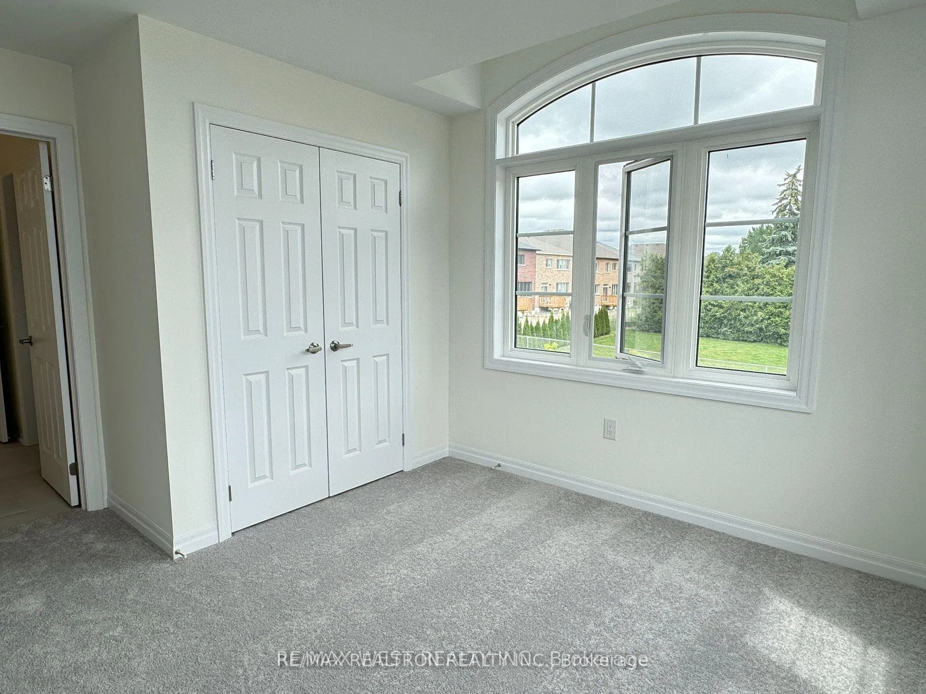 Photo 15 of 2 Ed Ewert Avenue, Clarington, Newcastle — HOMEH