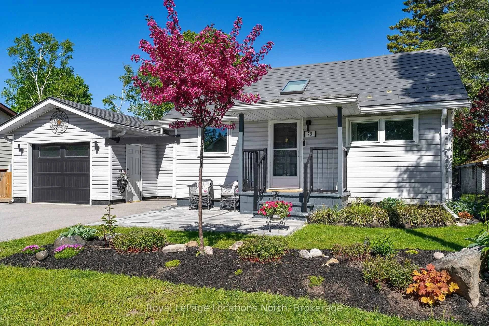 Photo 3 of 29 69th Street N, Wasaga Beach — HOMEH