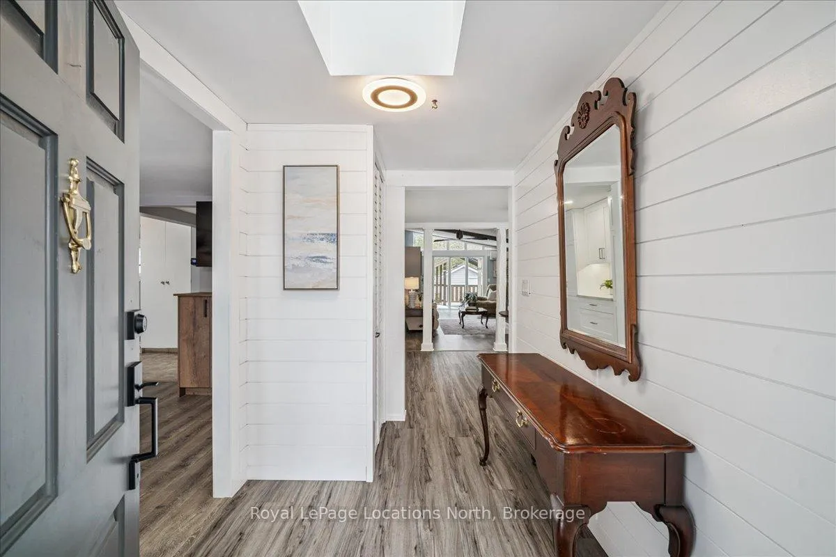 Photo 5 of 29 69th Street N, Wasaga Beach — HOMEH