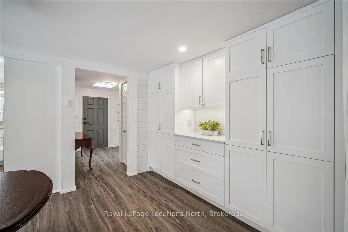Photo 10 of 29 69th Street N, Wasaga Beach — HOMEH
