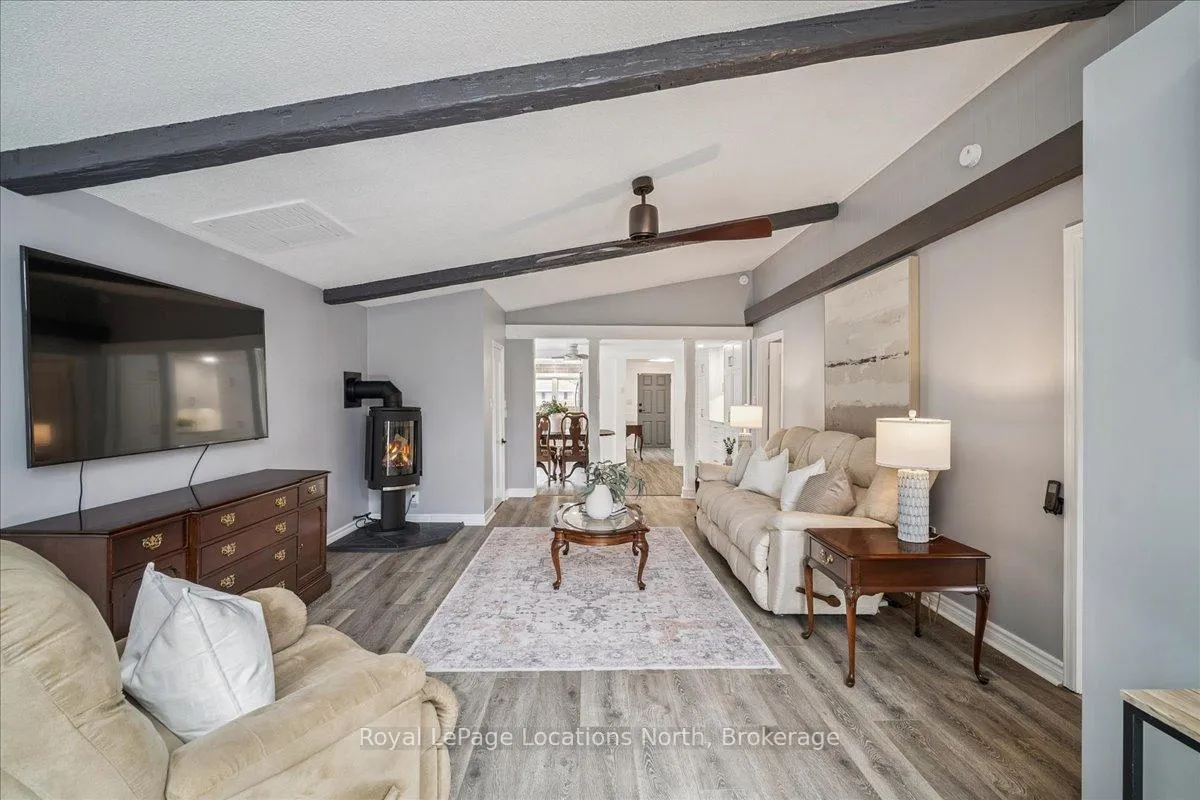 Photo 14 of 29 69th Street N, Wasaga Beach — HOMEH