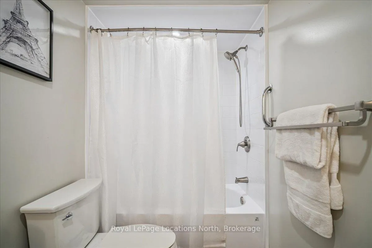 Photo 18 of 29 69th Street N, Wasaga Beach — HOMEH