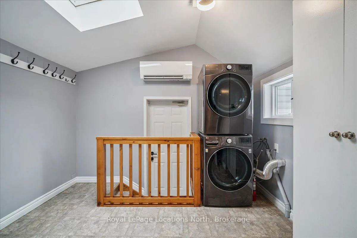 Photo 25 of 29 69th Street N, Wasaga Beach — HOMEH