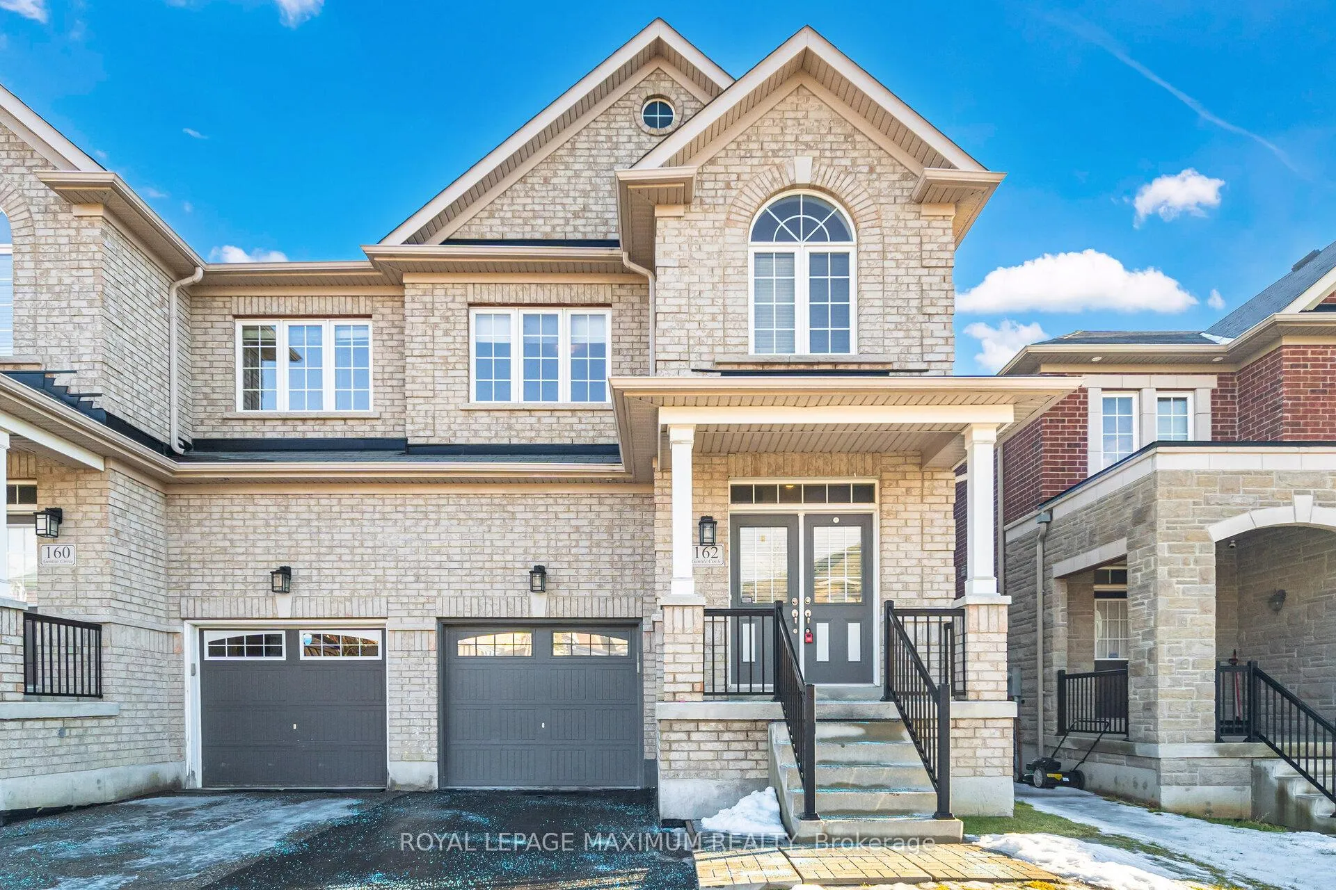 Photo 1 of 162 Gentile Circle, Vaughan, Elder Mills — HOMEH