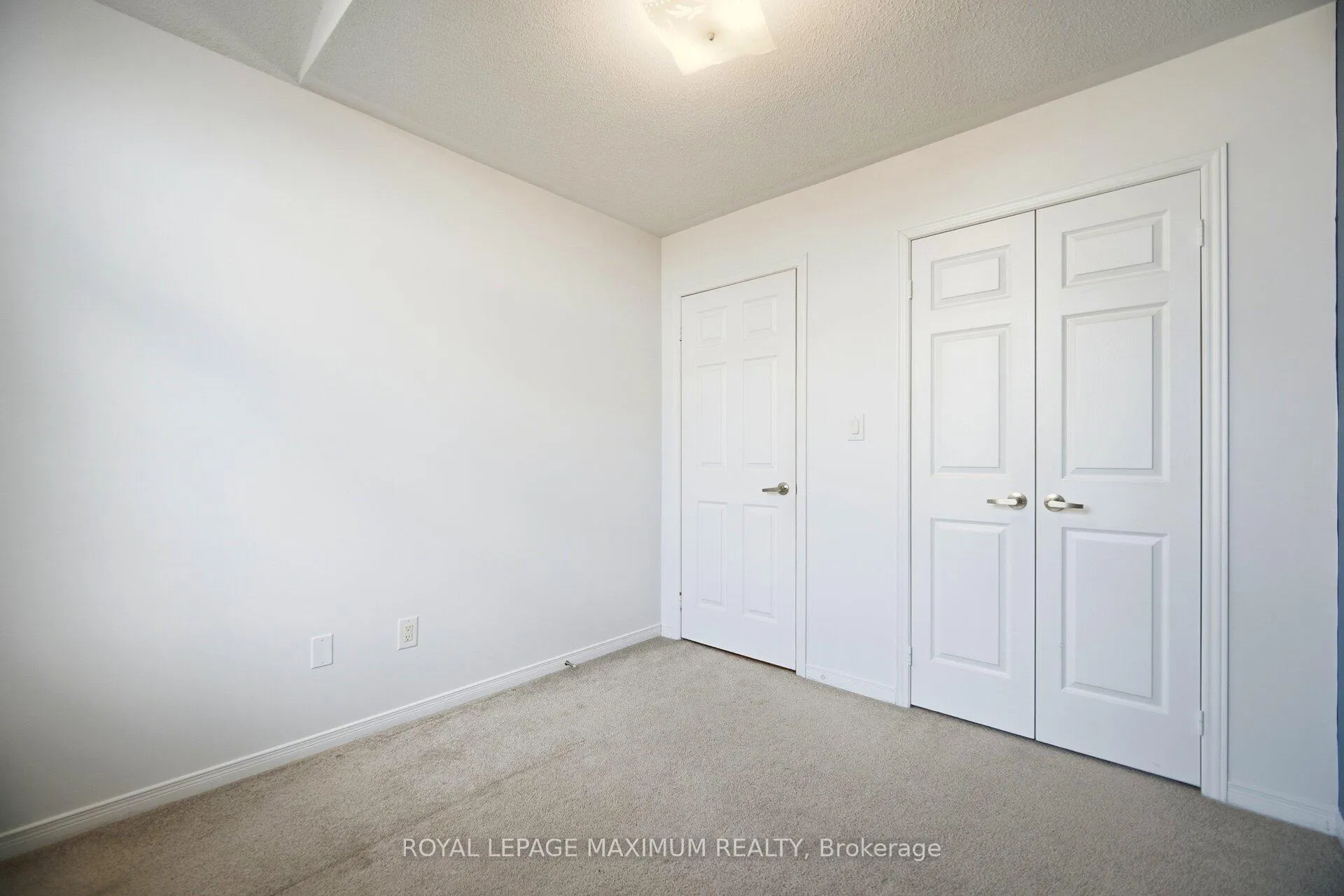 Photo 35 of 162 Gentile Circle, Vaughan, Elder Mills — HOMEH