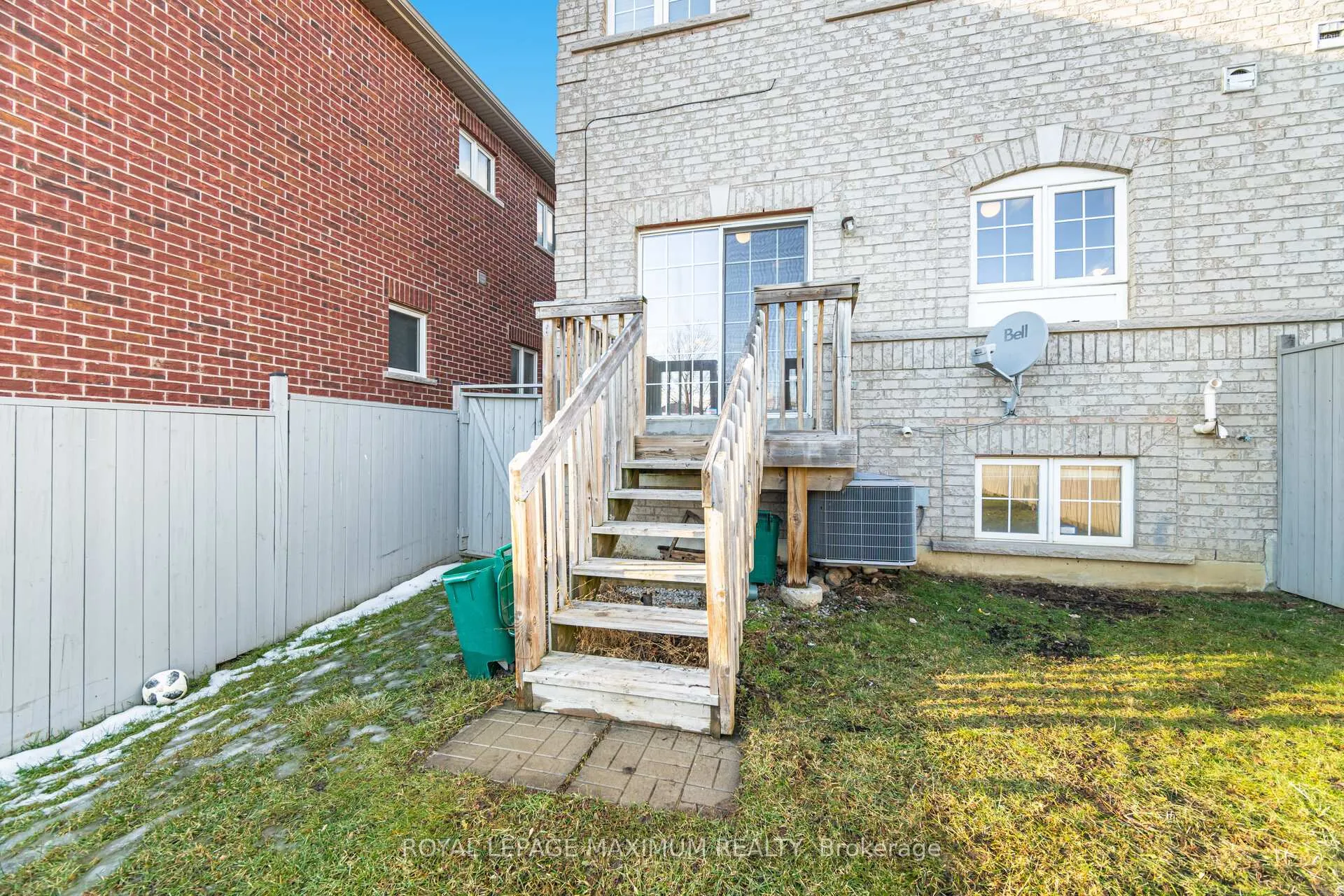 Photo 39 of 162 Gentile Circle, Vaughan, Elder Mills — HOMEH