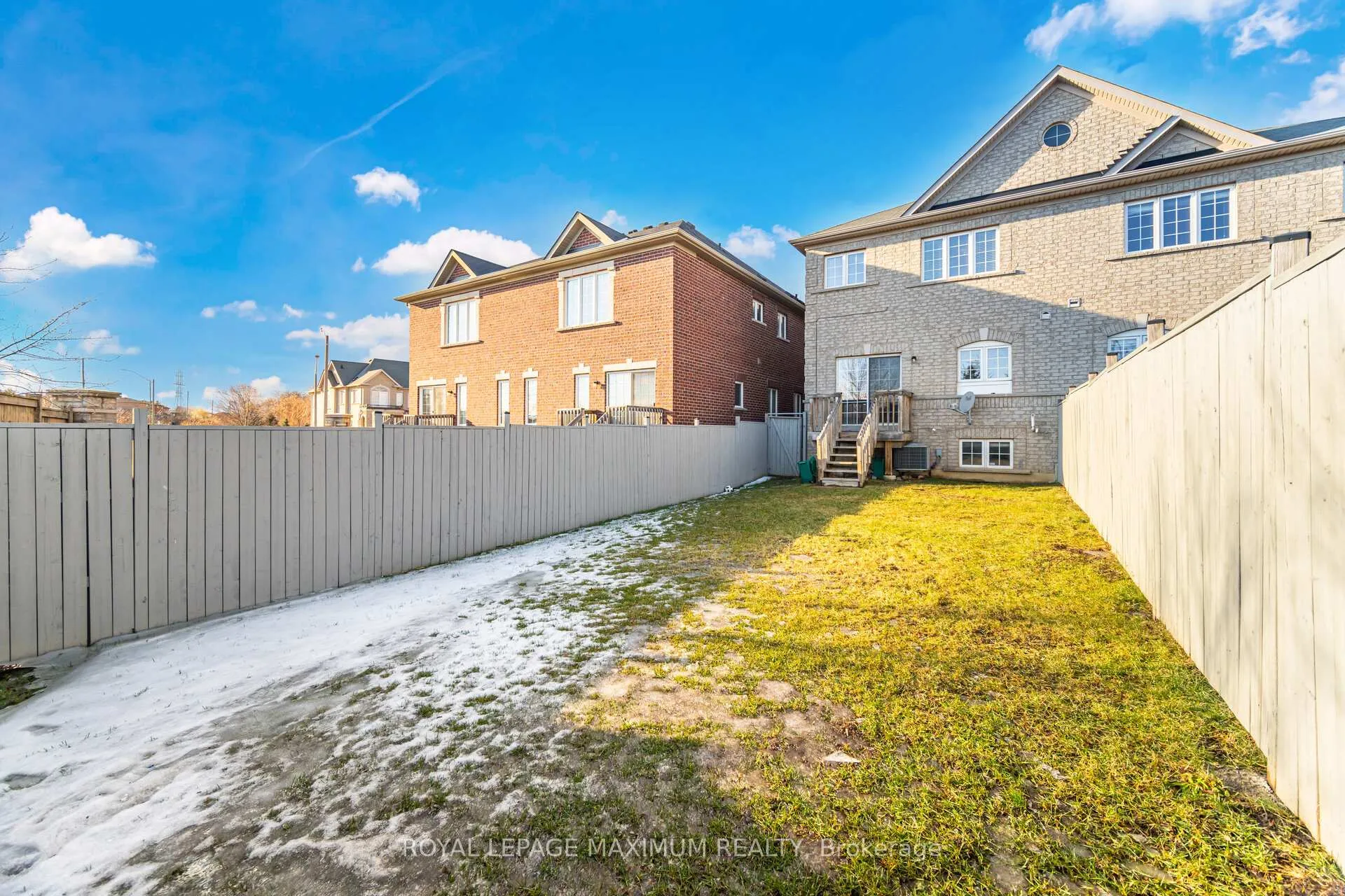 Photo 41 of 162 Gentile Circle, Vaughan, Elder Mills — HOMEH