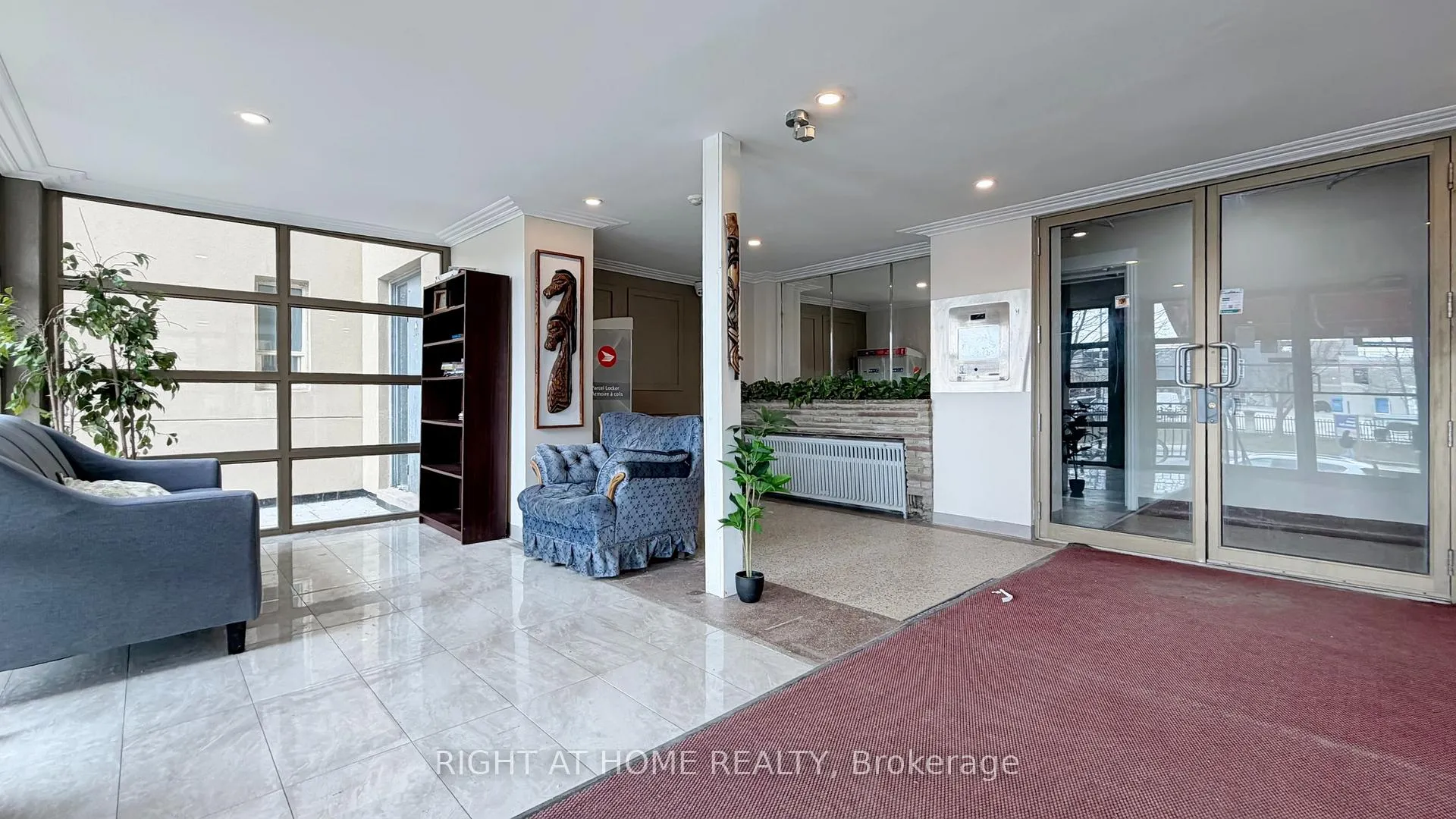 Photo 9 of Unit 314, 896 Eglinton Avenue E, Toronto, Leaside — HOMEH