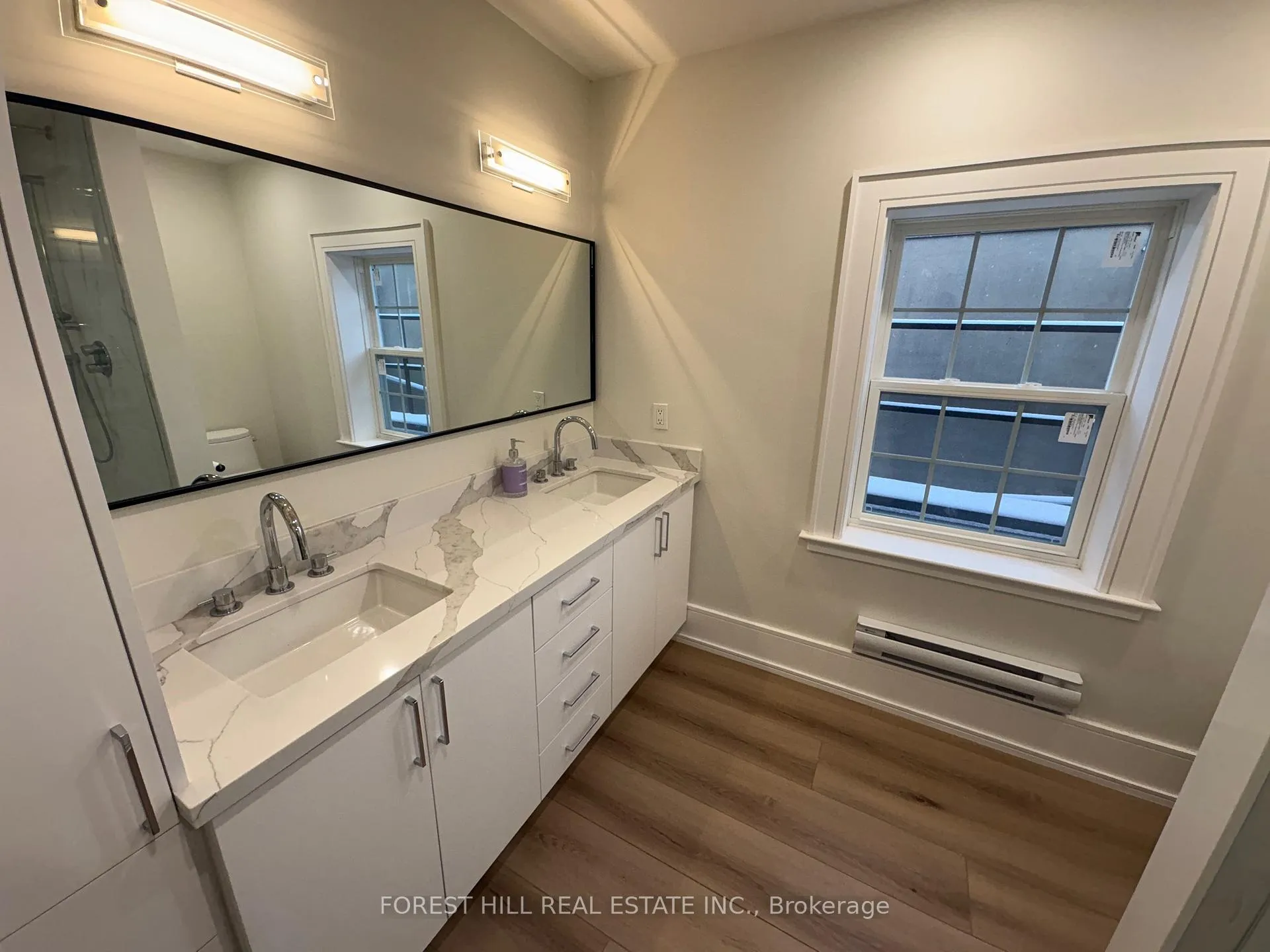 Photo 7 of Unit 2nd Level, 13 Thomas Street, Mississauga, Streetsville — HOMEH