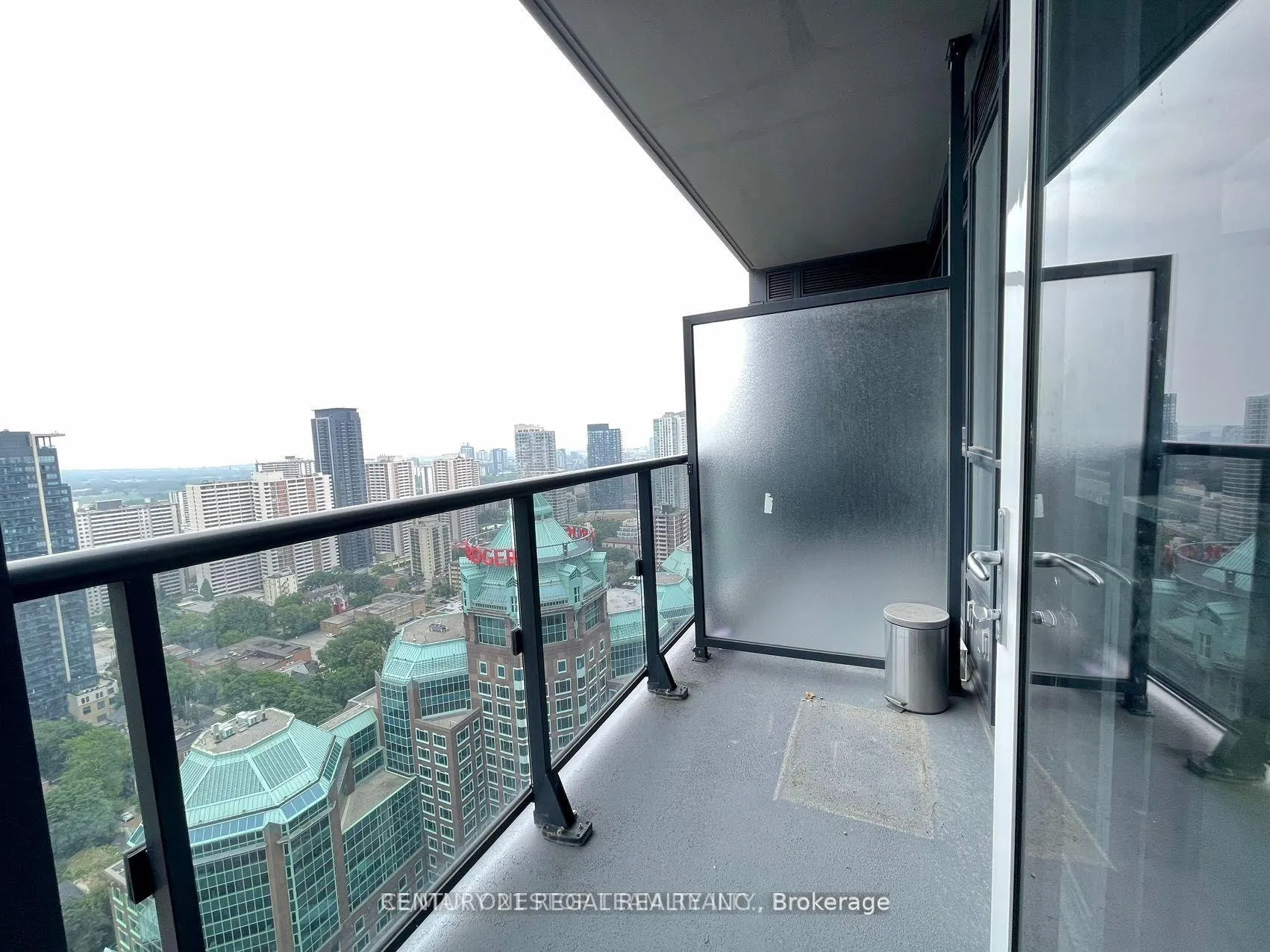Photo 7 of Unit 2911, 28 Ted Rogers Way, Toronto, Church-Yonge Corridor — HOMEH