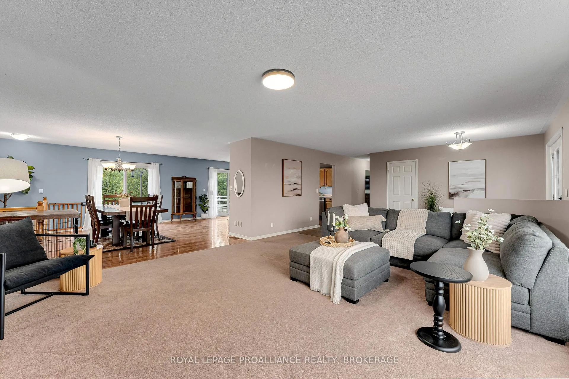 Photo 11 of 4779 Florida Road, Loyalist, Lennox and Addington - South — HOMEH