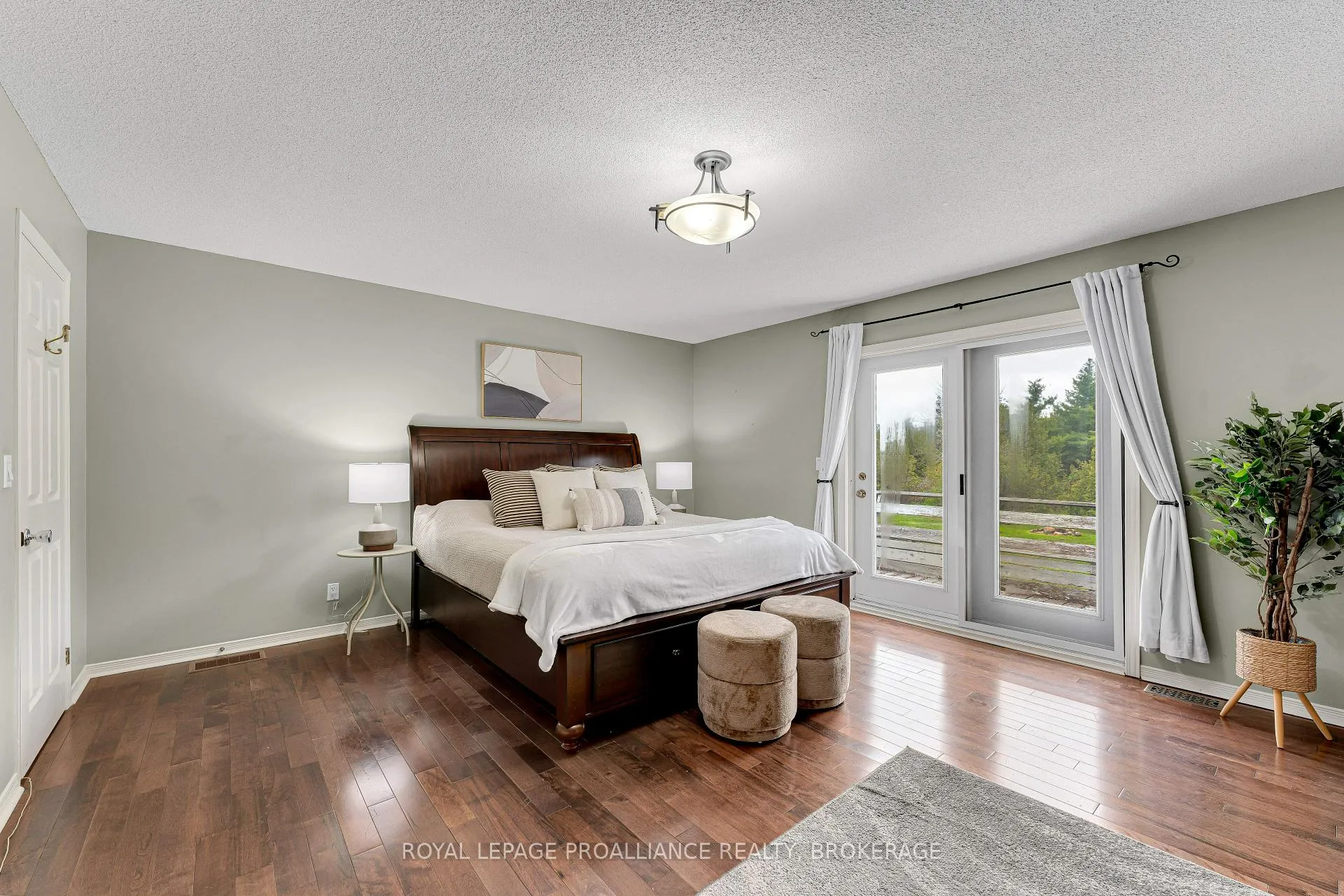 Photo 21 of 4779 Florida Road, Loyalist, Lennox and Addington - South — HOMEH