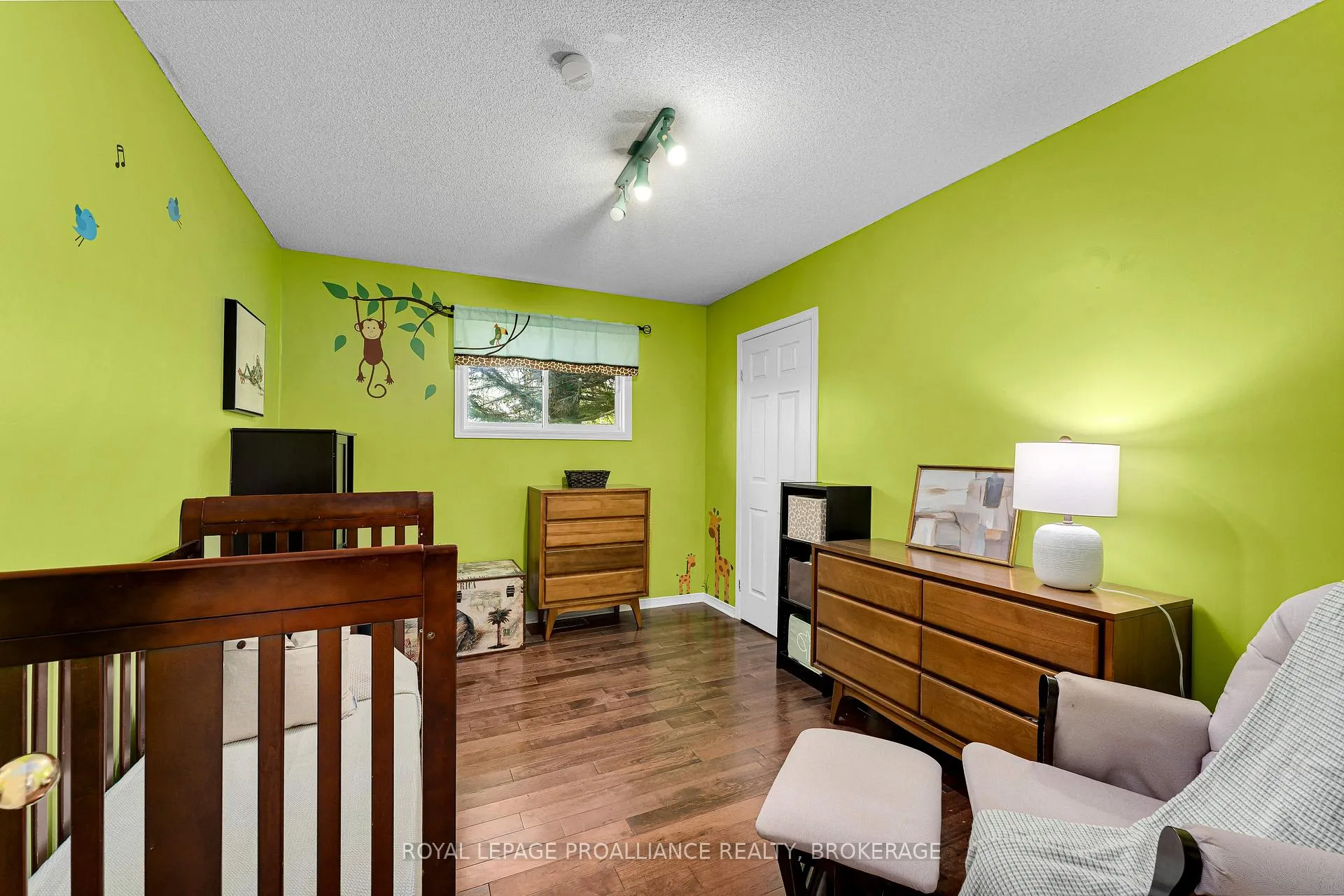 Photo 22 of 4779 Florida Road, Loyalist, Lennox and Addington - South — HOMEH