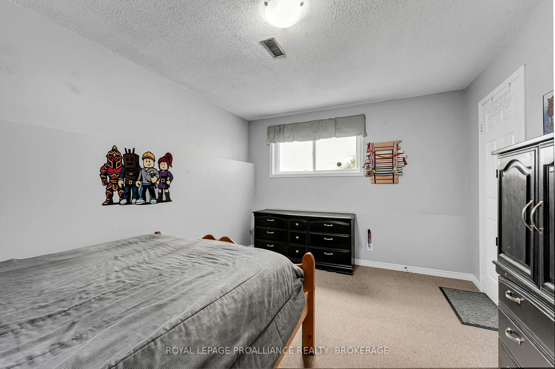 Photo 30 of 4779 Florida Road, Loyalist, Lennox and Addington - South — HOMEH