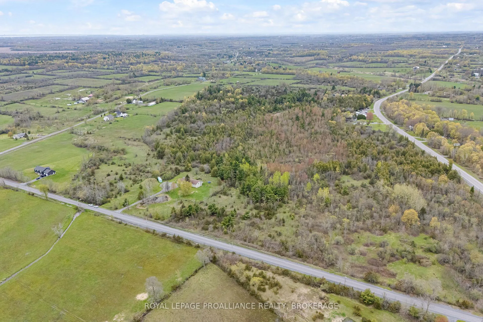Photo 49 of 4779 Florida Road, Loyalist, Lennox and Addington - South — HOMEH