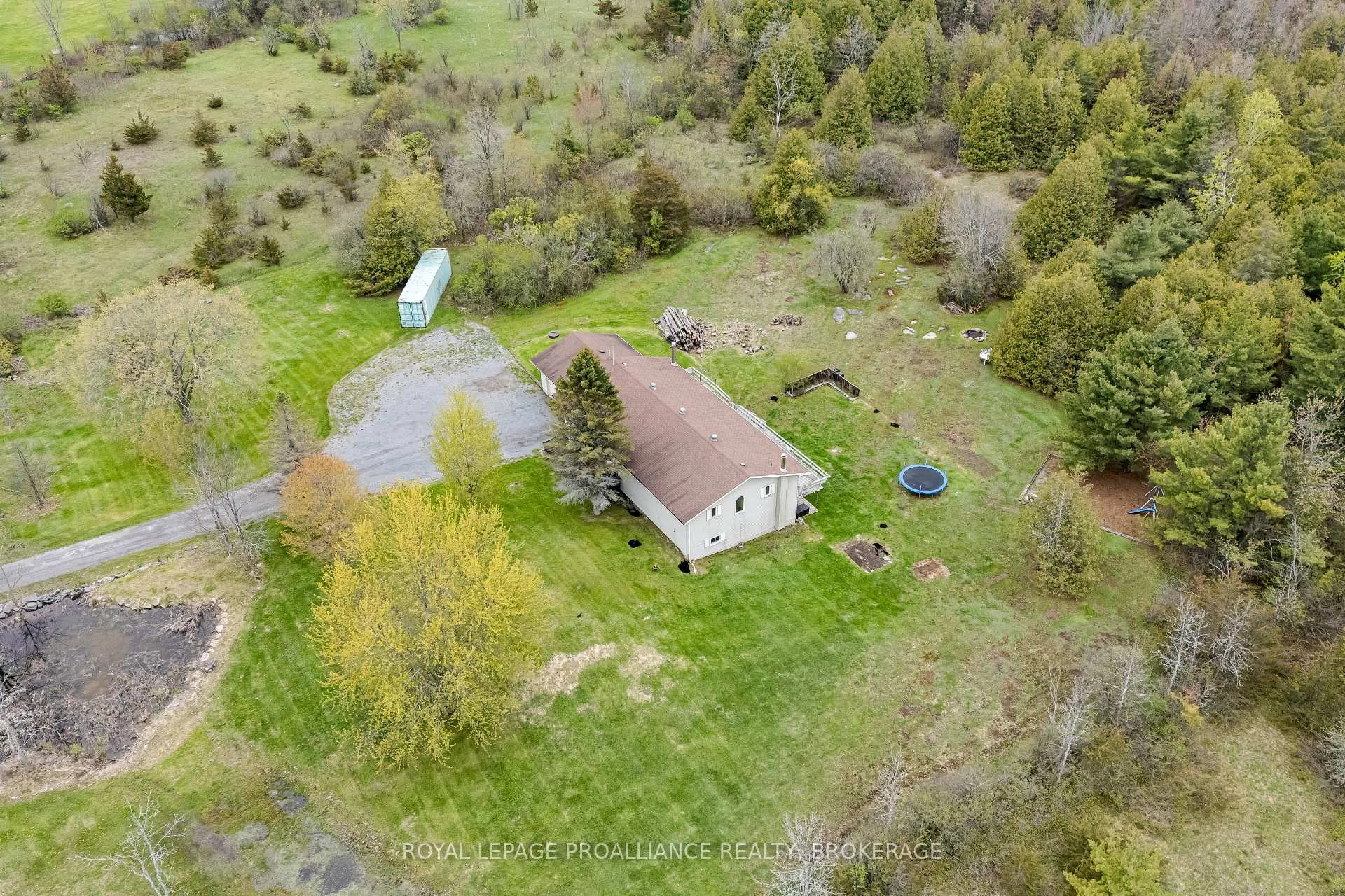 Photo 50 of 4779 Florida Road, Loyalist, Lennox and Addington - South — HOMEH