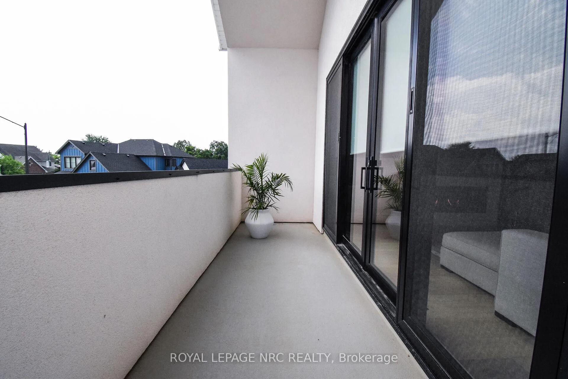 Photo 10 of 82 Ivy Crescent, Thorold, Confederation Heights — HOMEH