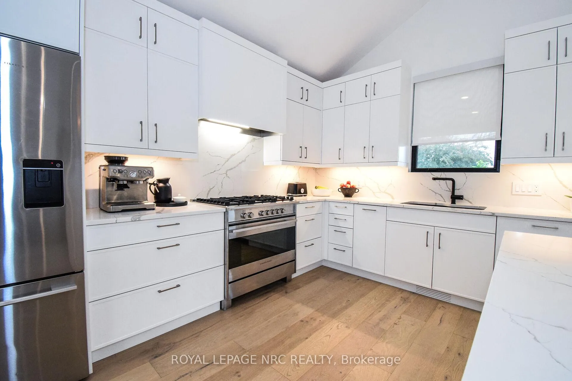 Photo 21 of 82 Ivy Crescent, Thorold, Confederation Heights — HOMEH