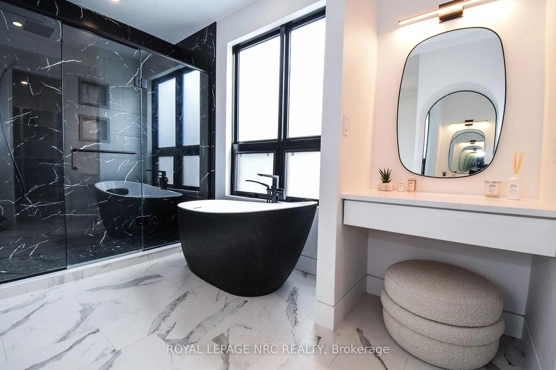 Photo 26 of 82 Ivy Crescent, Thorold, Confederation Heights — HOMEH