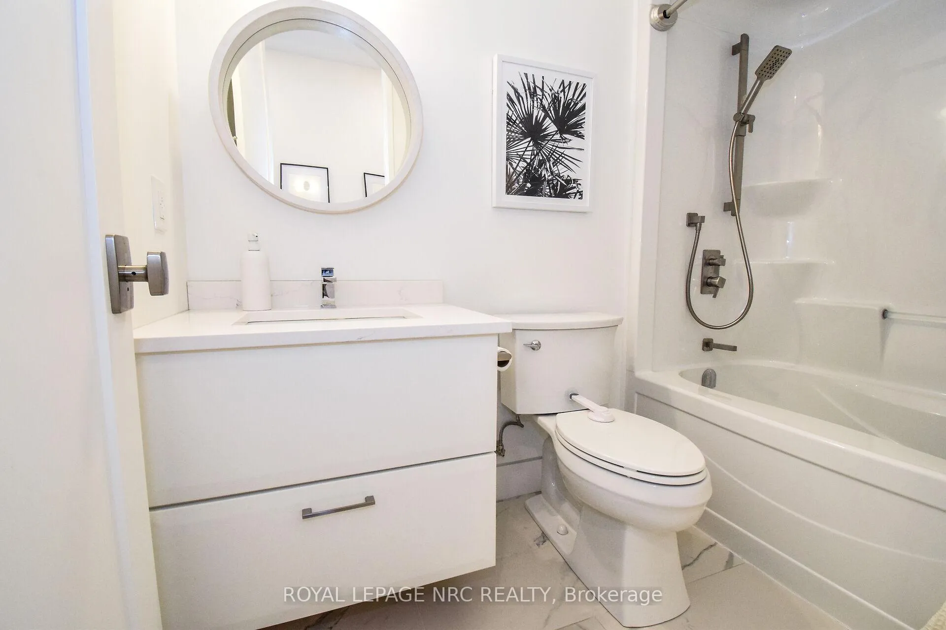 Photo 27 of 82 Ivy Crescent, Thorold, Confederation Heights — HOMEH