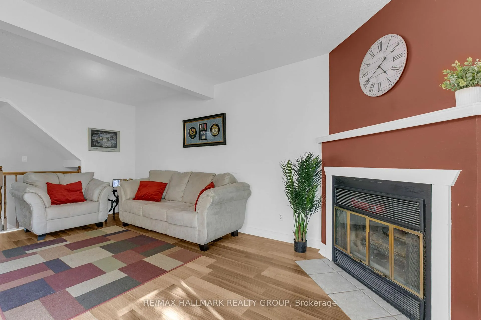 Photo 6 of Unit 42, 521 Canotia Place, Ottawa, Fallingbrook/Pineridge — HOMEH